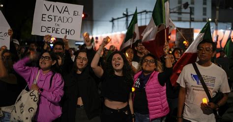Mexico: Proposed Constitutional Changes Threaten Rights.